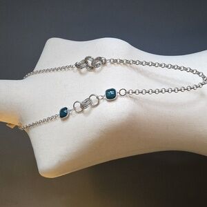 NWT C.O. International Long Chunky Green And Silver Tone Adjustable Necklace